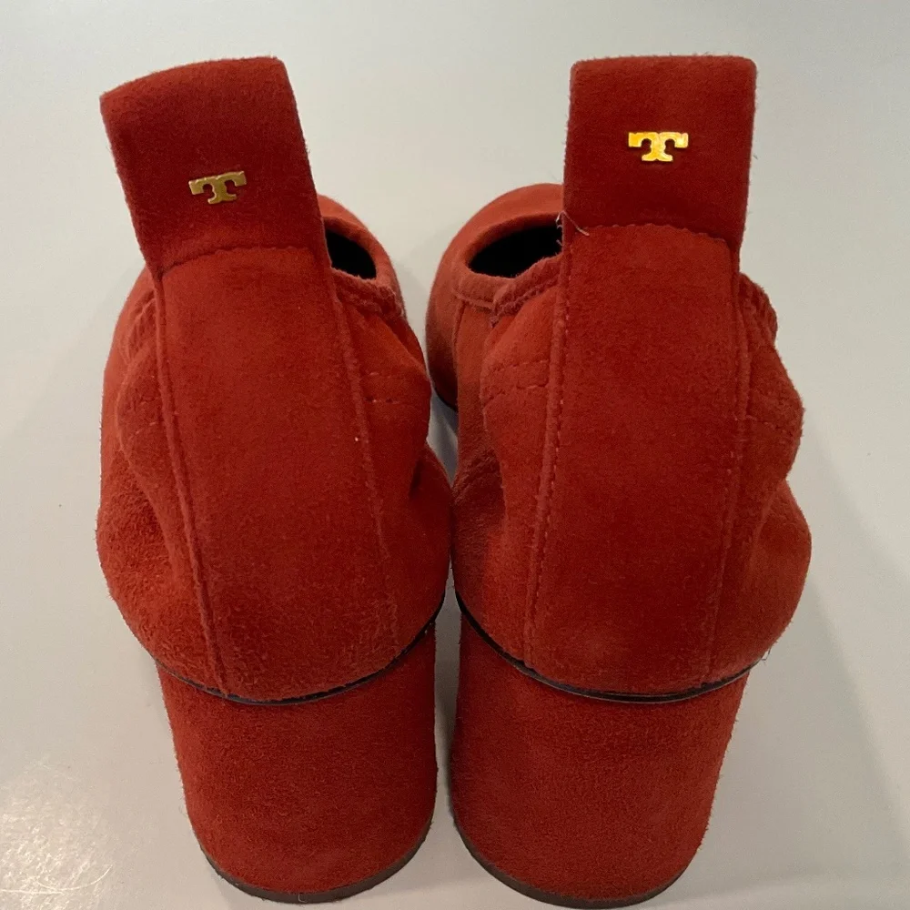 TORY BURCH Therese Suede Heel Pump Warm Terra Cotta Size 8.5